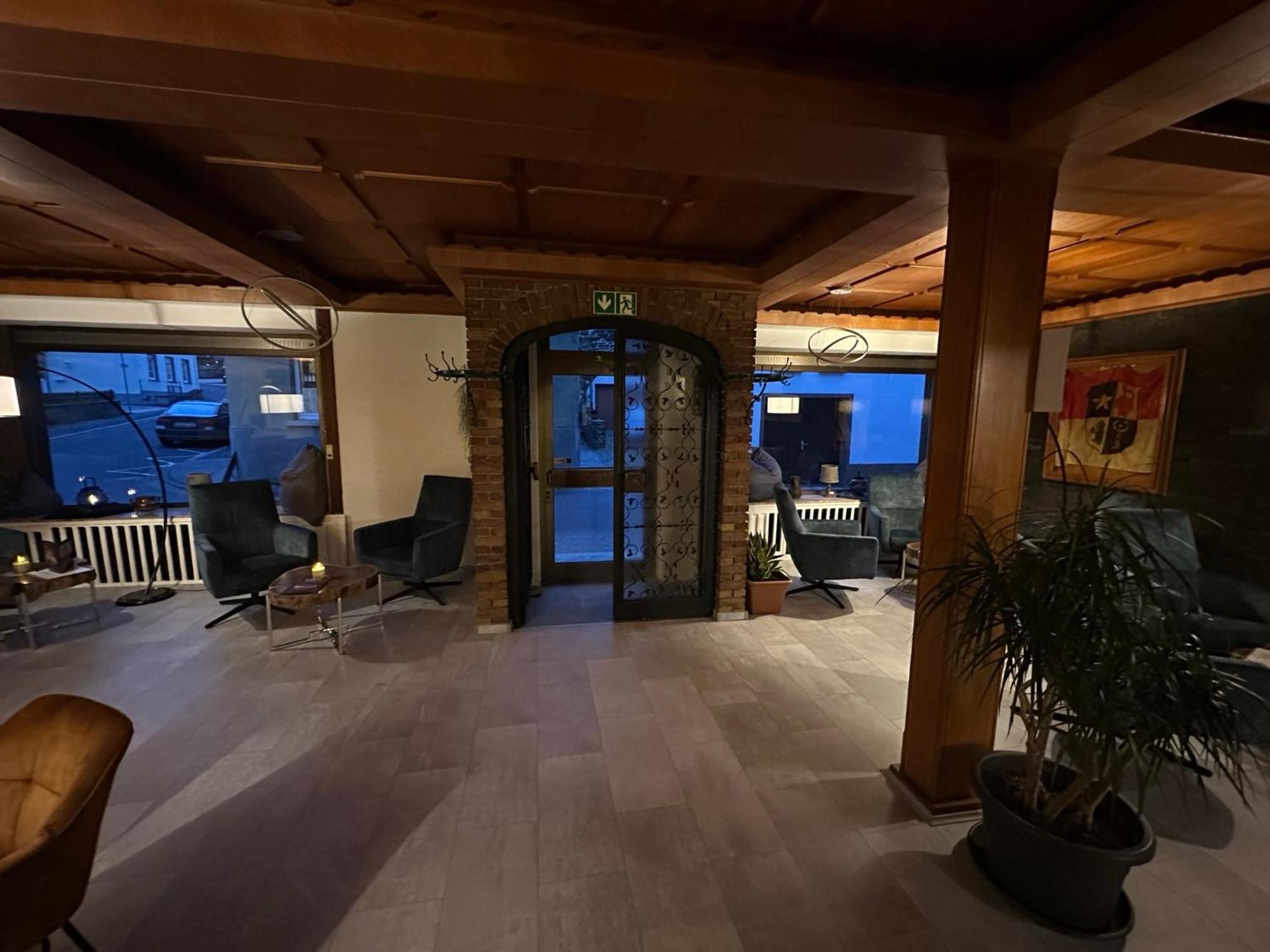 Mike'S Mosel Lodge Treis-Karden Exterior foto